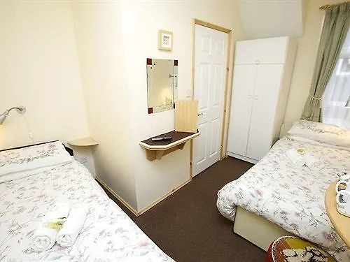 Shirley B & B Bournemouth 4*,  United Kingdom